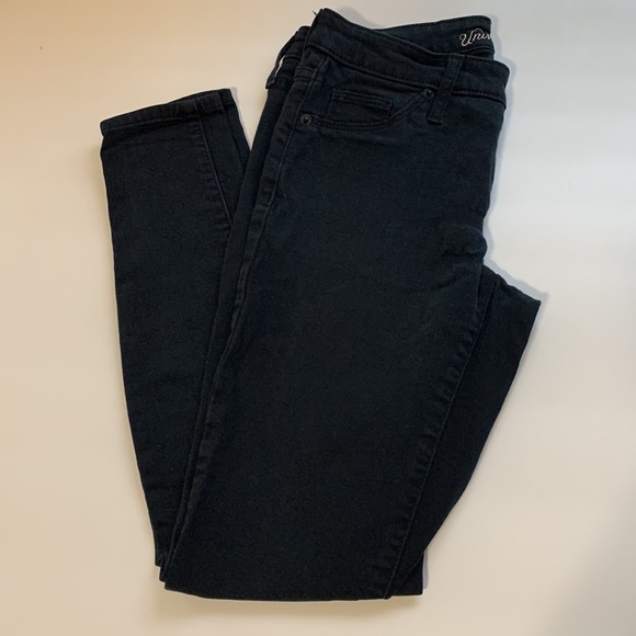 Universal Thread Mid Rise Jeggings size 2 - Picture 2 of 5